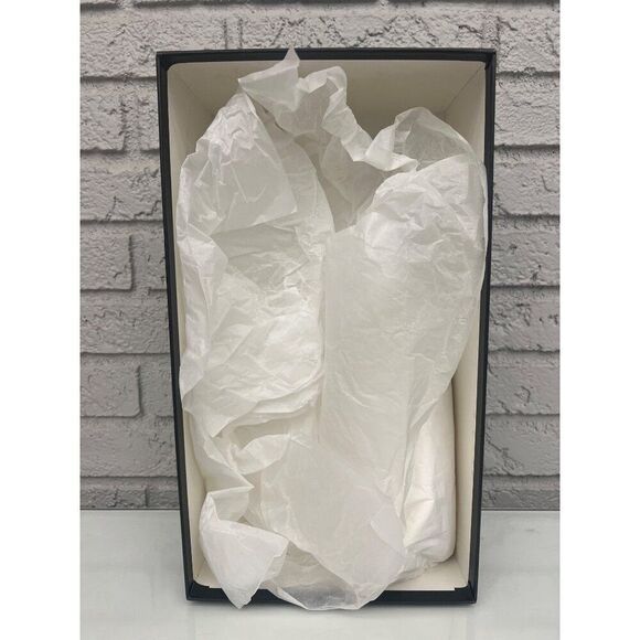 Gucci Black White Shoe Empty Gift Storage Box - Picture 3 of 5